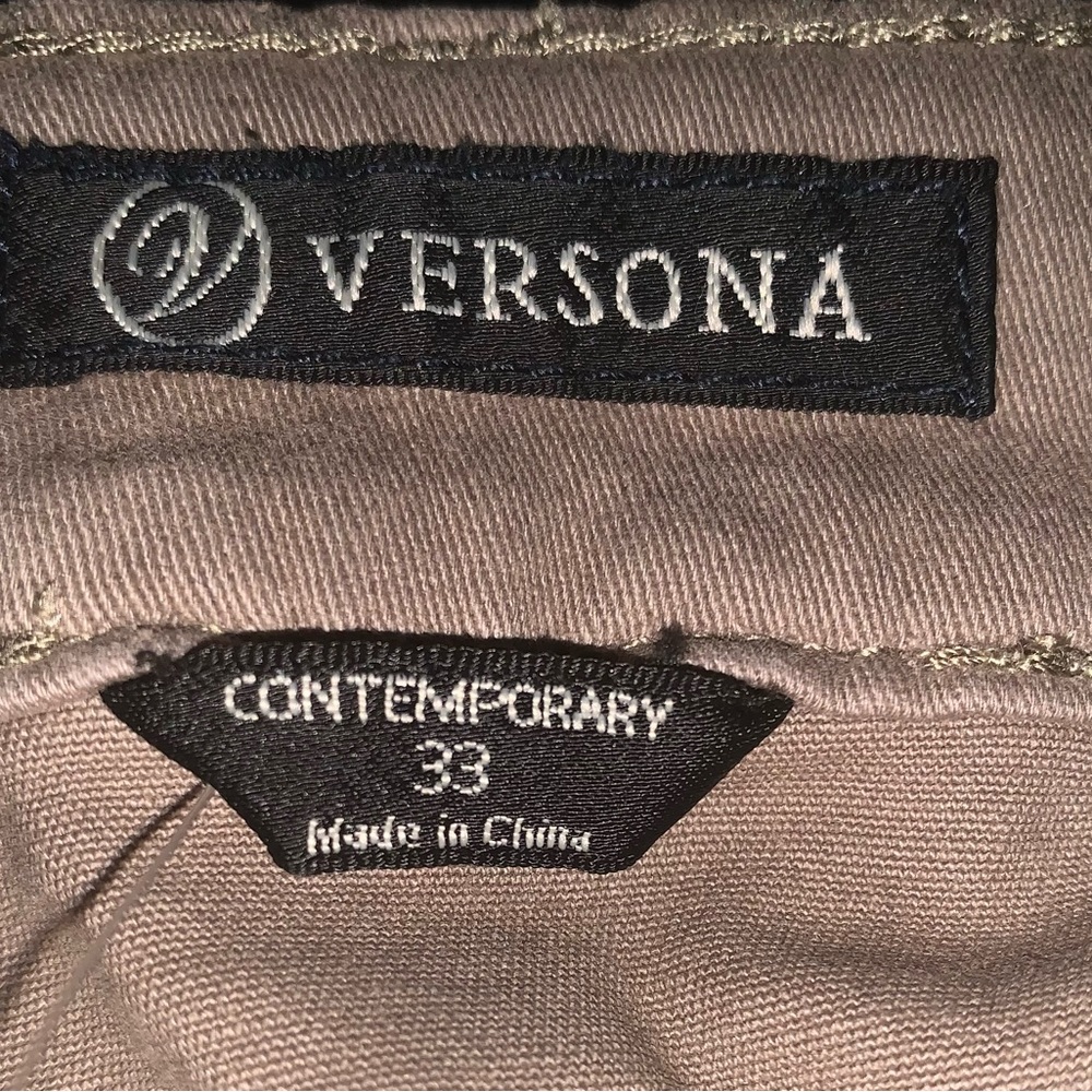 🔥2/$15🔥 NWT skirt with buttons down the front, belt loops & 2 pockets - Picture 4 of 6